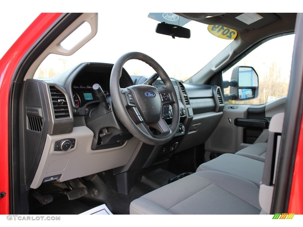2019 F250 Super Duty XL SuperCab 4x4 - Race Red / Earth Gray photo #16