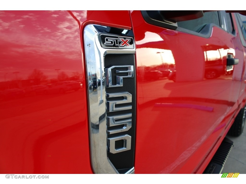 2019 F250 Super Duty XL SuperCab 4x4 - Race Red / Earth Gray photo #39