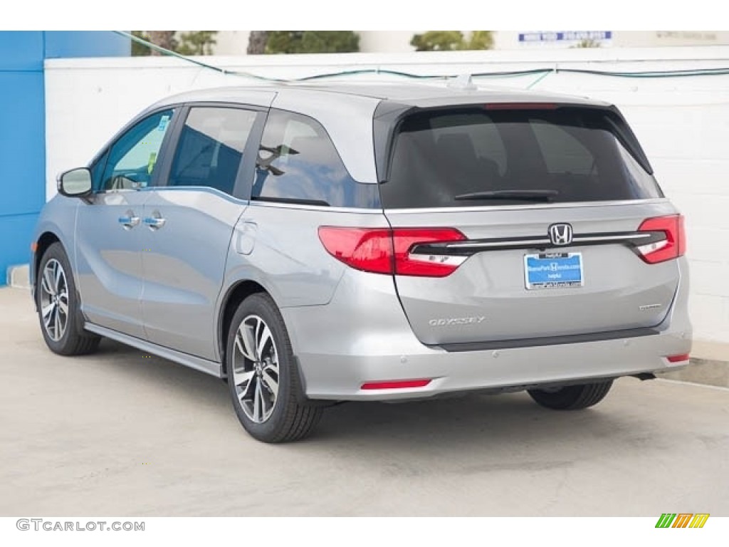 2023 Odyssey Touring - Lunar Silver Metallic / Mocha photo #2