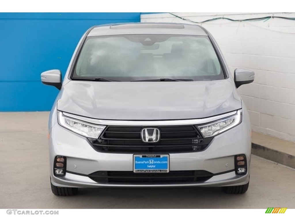 2023 Odyssey Touring - Lunar Silver Metallic / Mocha photo #3