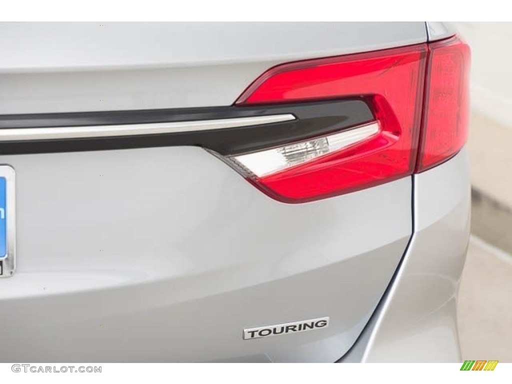 2023 Honda Odyssey Touring Marks and Logos Photo #145709876