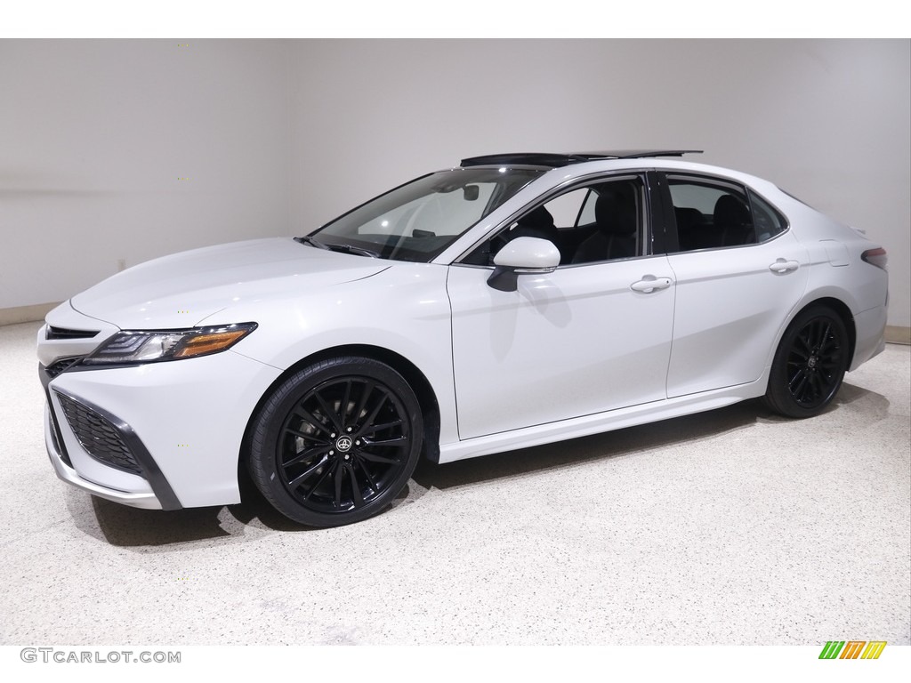 2022 Camry XSE AWD - Ice Edge / Black photo #3