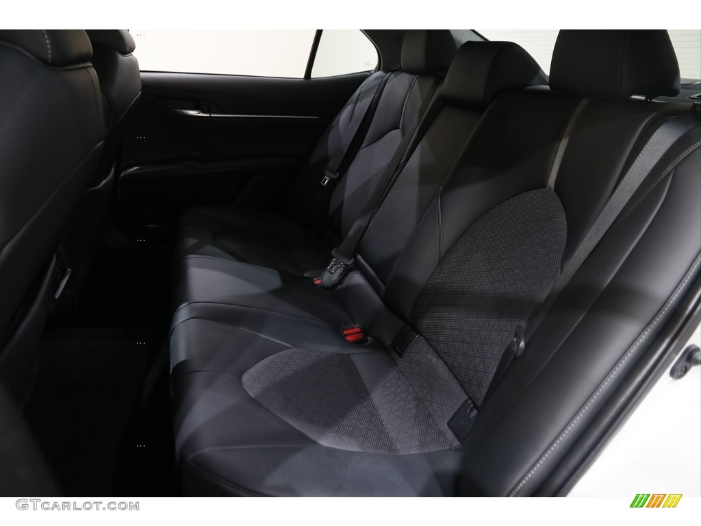 2022 Camry XSE AWD - Ice Edge / Black photo #17