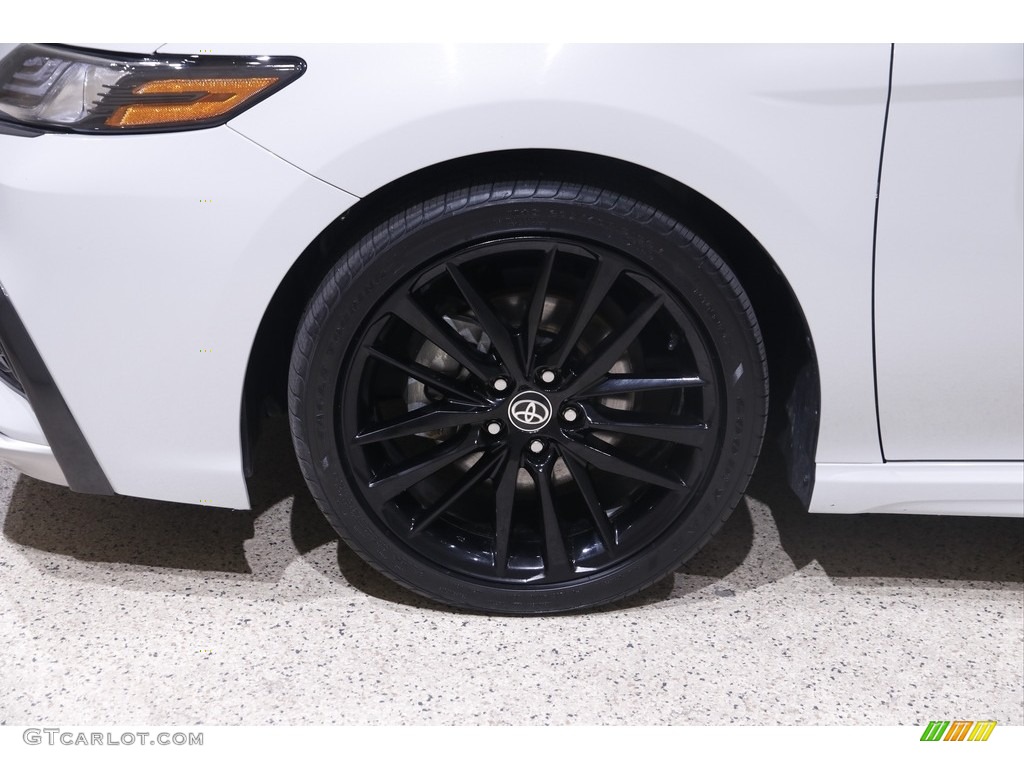 2022 Camry XSE AWD - Ice Edge / Black photo #20