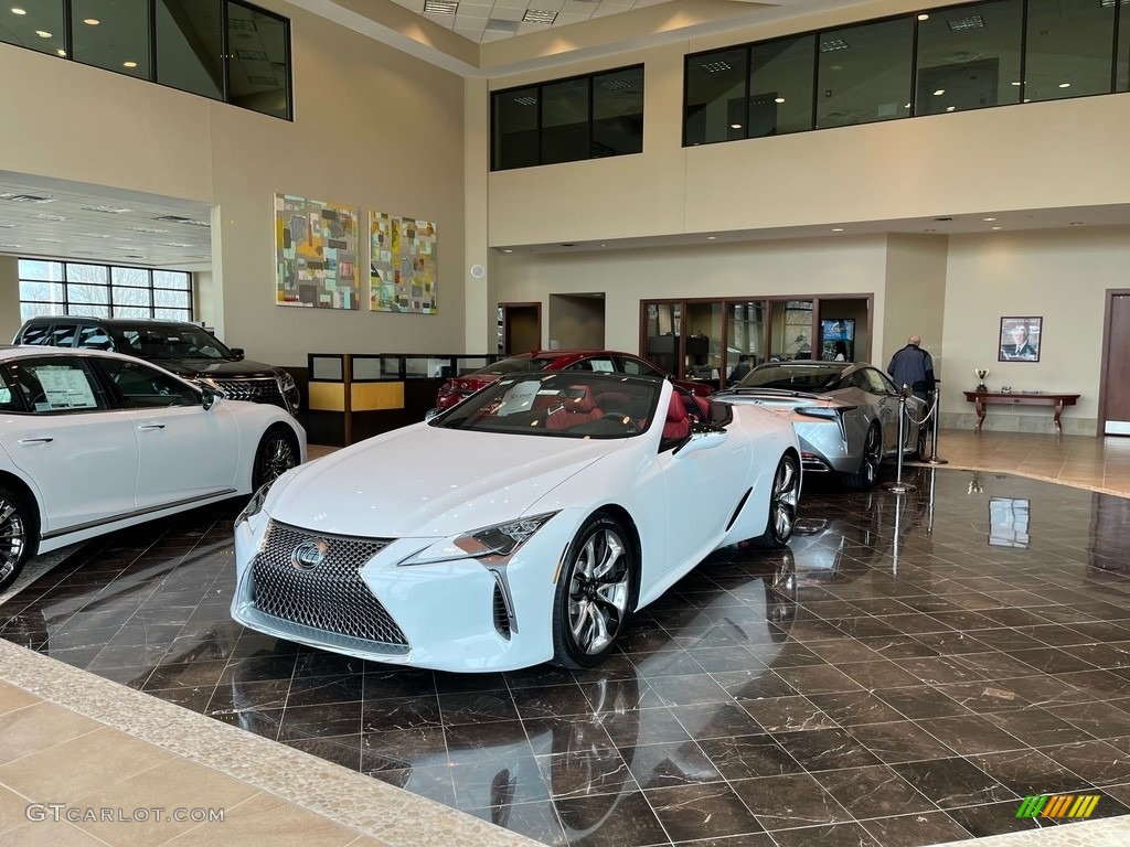 2023 LC Coupe - Ultra White / Circuit Red photo #1