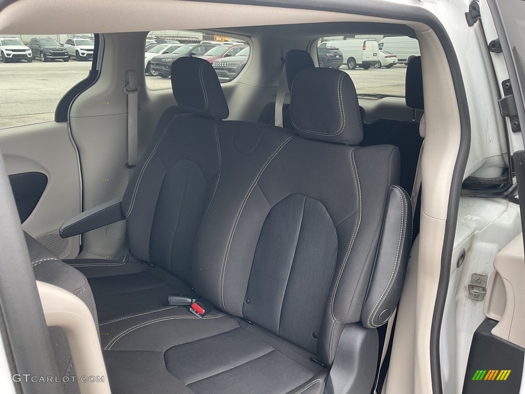 2020 Chrysler Voyager L Interior Color Photos