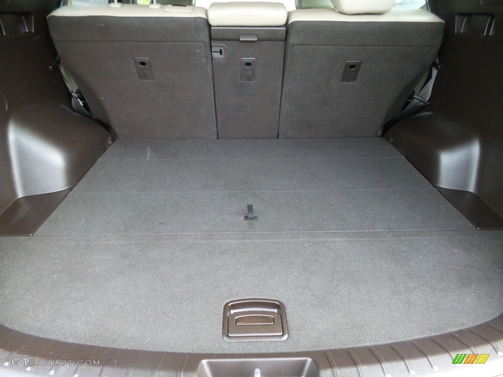 2017 Hyundai Santa Fe Sport 2.0T AWD Trunk Photos