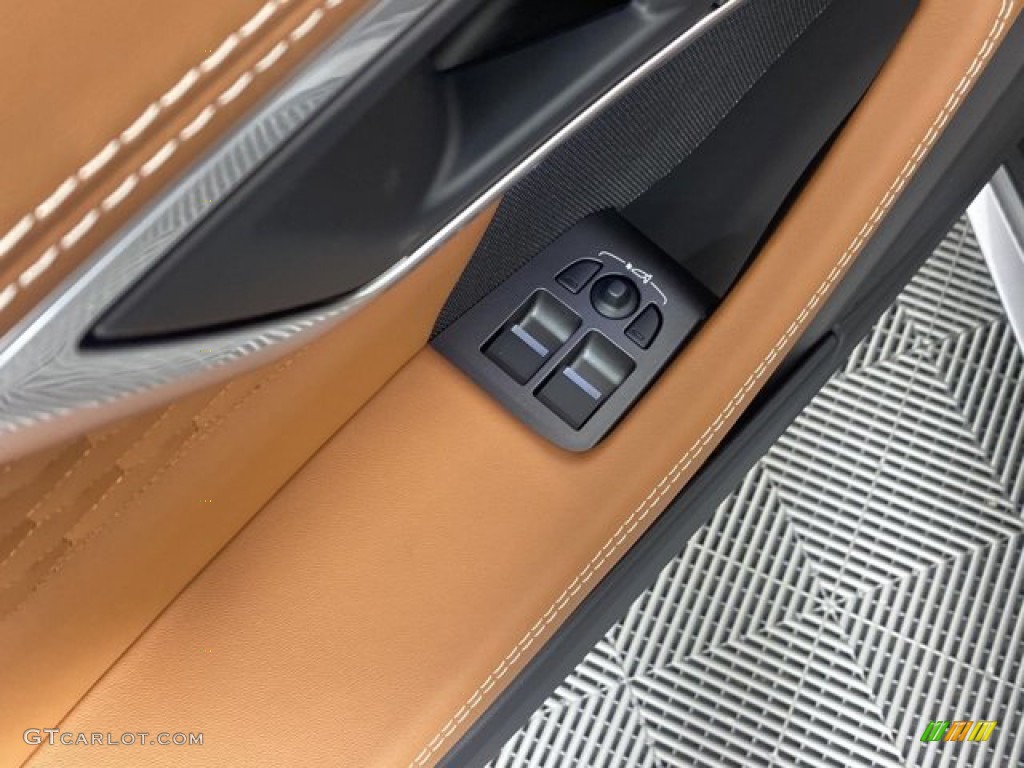 2023 Jaguar F-TYPE R AWD Coupe Door Panel Photos