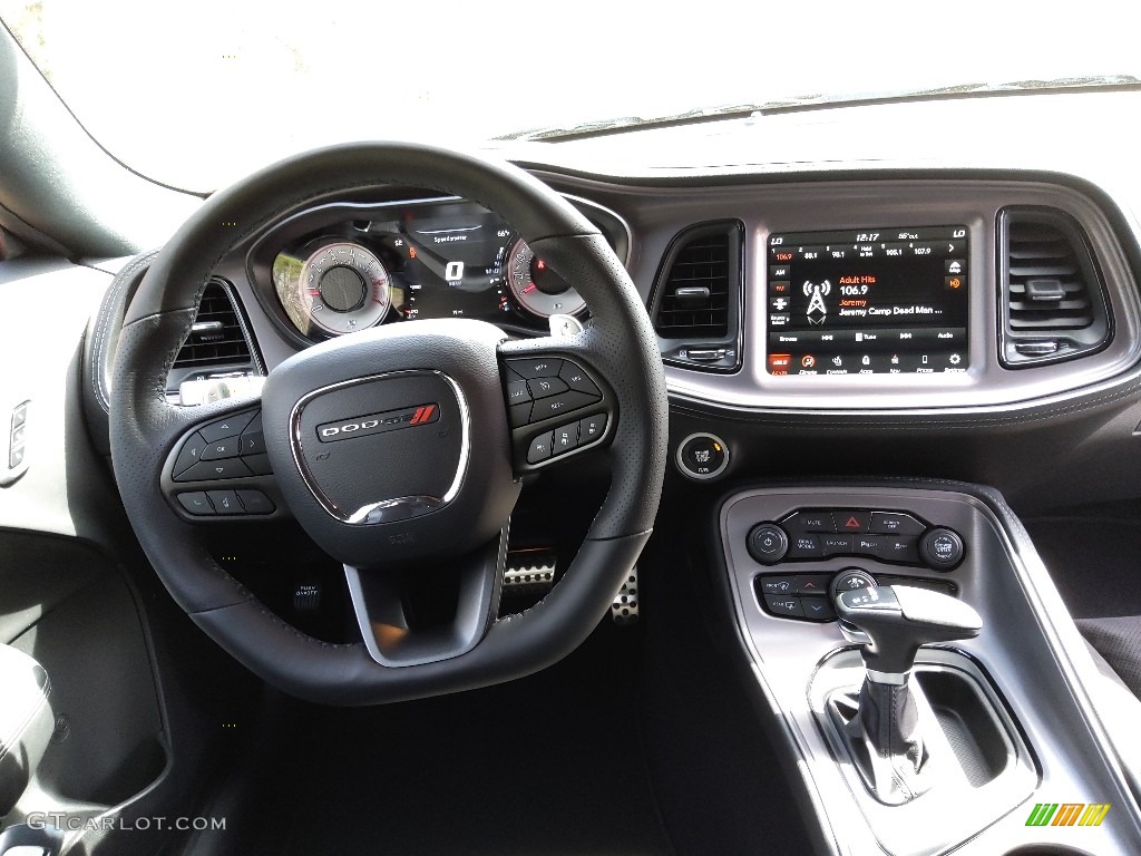 2023 Challenger R/T Scat Pack Shaker - Sinamon Stick / Black photo #17