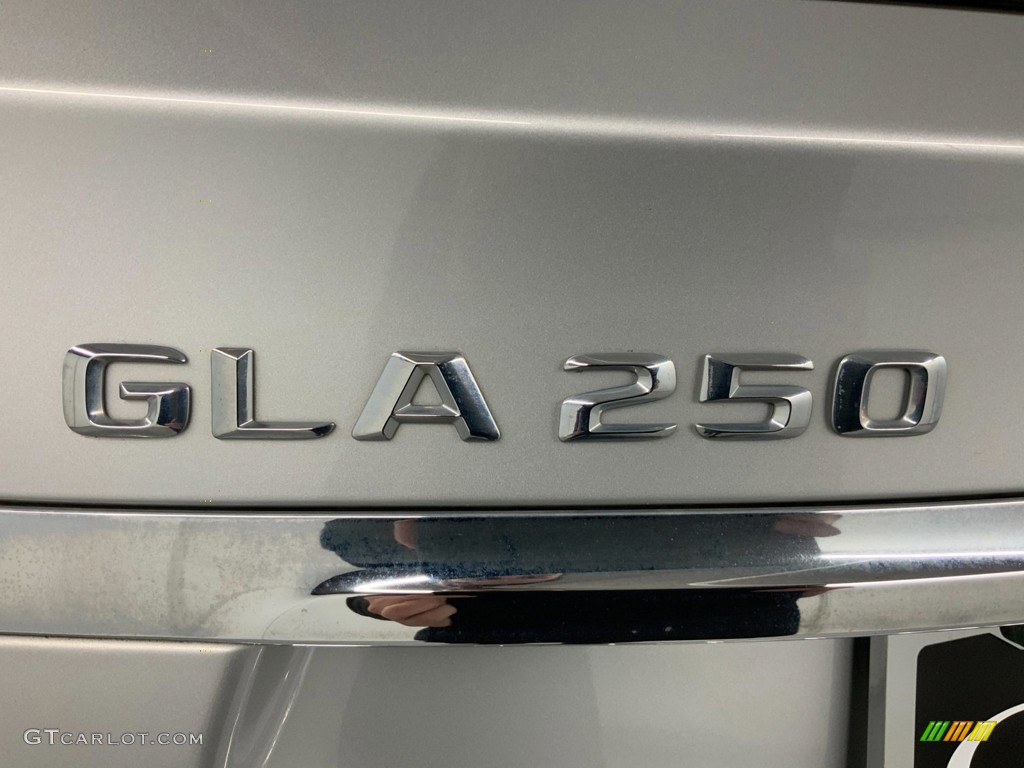 2015 GLA 250 4Matic - Polar Silver Metallic / Black photo #11