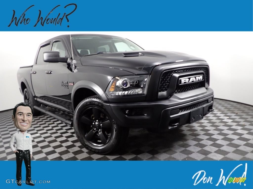 2019 1500 Classic Big Horn Crew Cab 4x4 - Diamond Black Crystal Pearl / Black/Diesel Gray photo #1