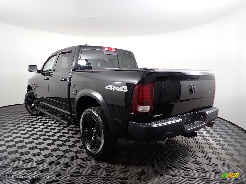 2019 1500 Classic Big Horn Crew Cab 4x4 - Diamond Black Crystal Pearl / Black/Diesel Gray photo #6