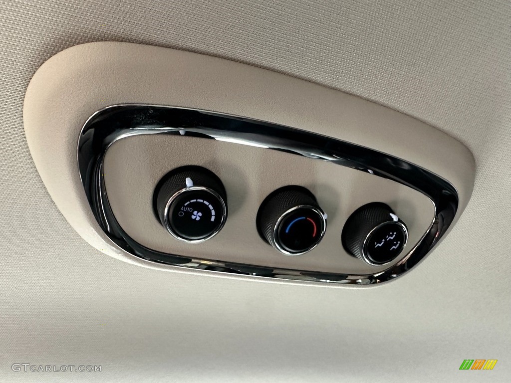 2020 Durango GT AWD - Reactor Blue Pearl / Black photo #33