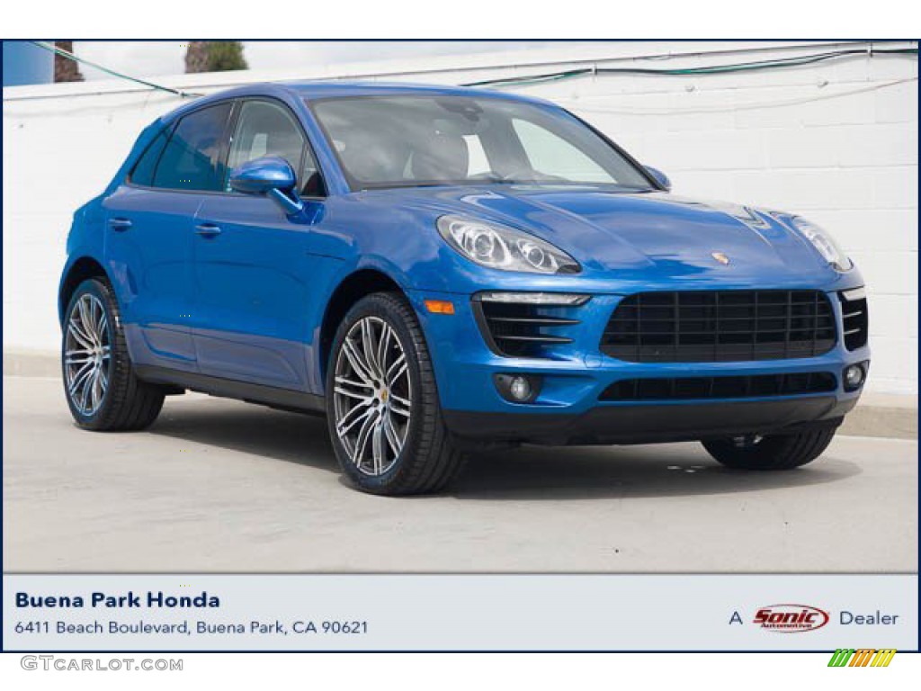 2017 Macan S - Sapphire Blue Metallic / Black/Garnet Red photo #1
