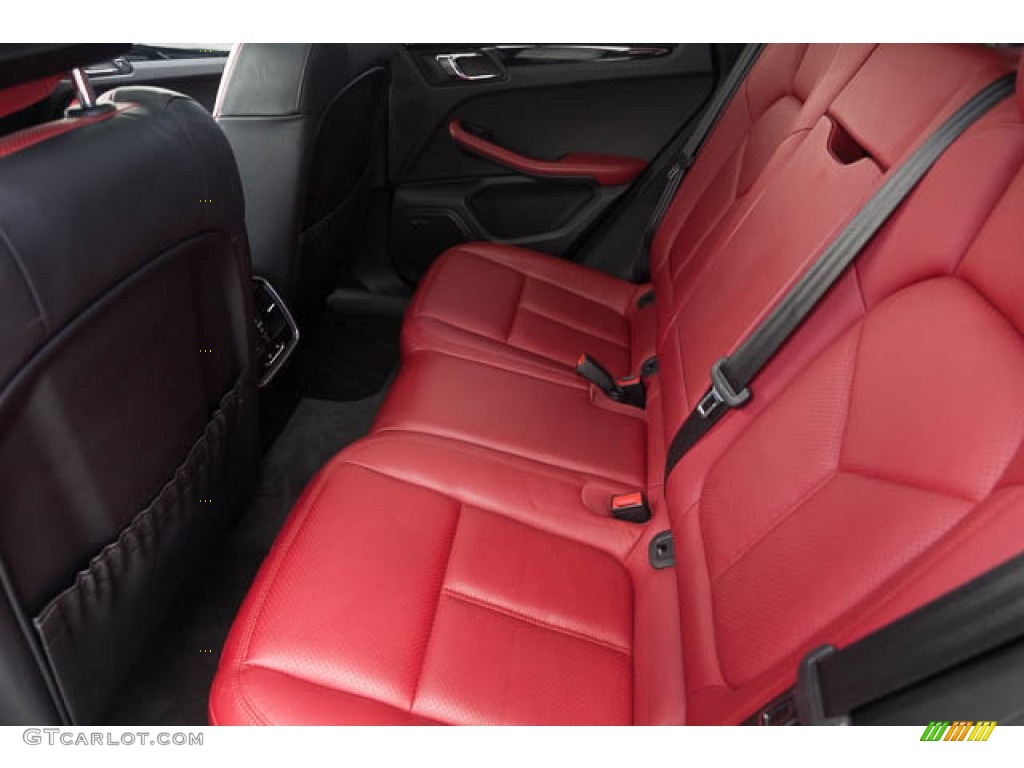 Black/Garnet Red Interior 2017 Porsche Macan S Photo #145721020