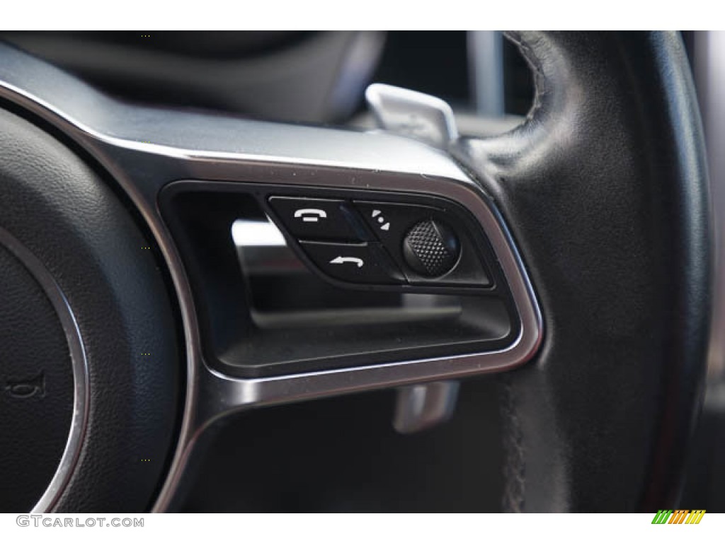 2017 Porsche Macan S Black/Garnet Red Steering Wheel Photo #145721170
