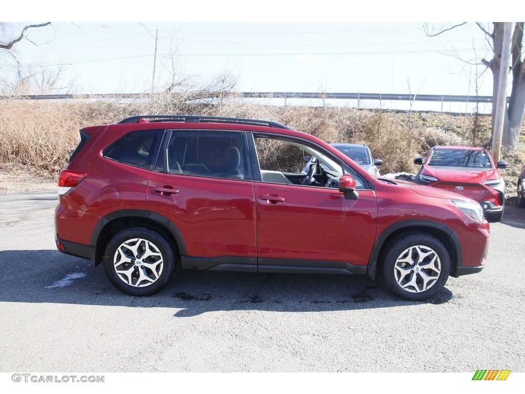 2020 Forester 2.5i Premium - Crimson Red Pearl / Gray photo #4