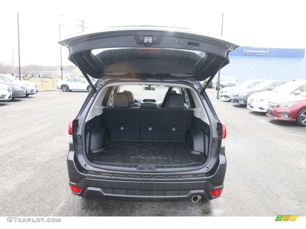 2019 Forester 2.5i Limited - Dark Gray Metallic / Black photo #14