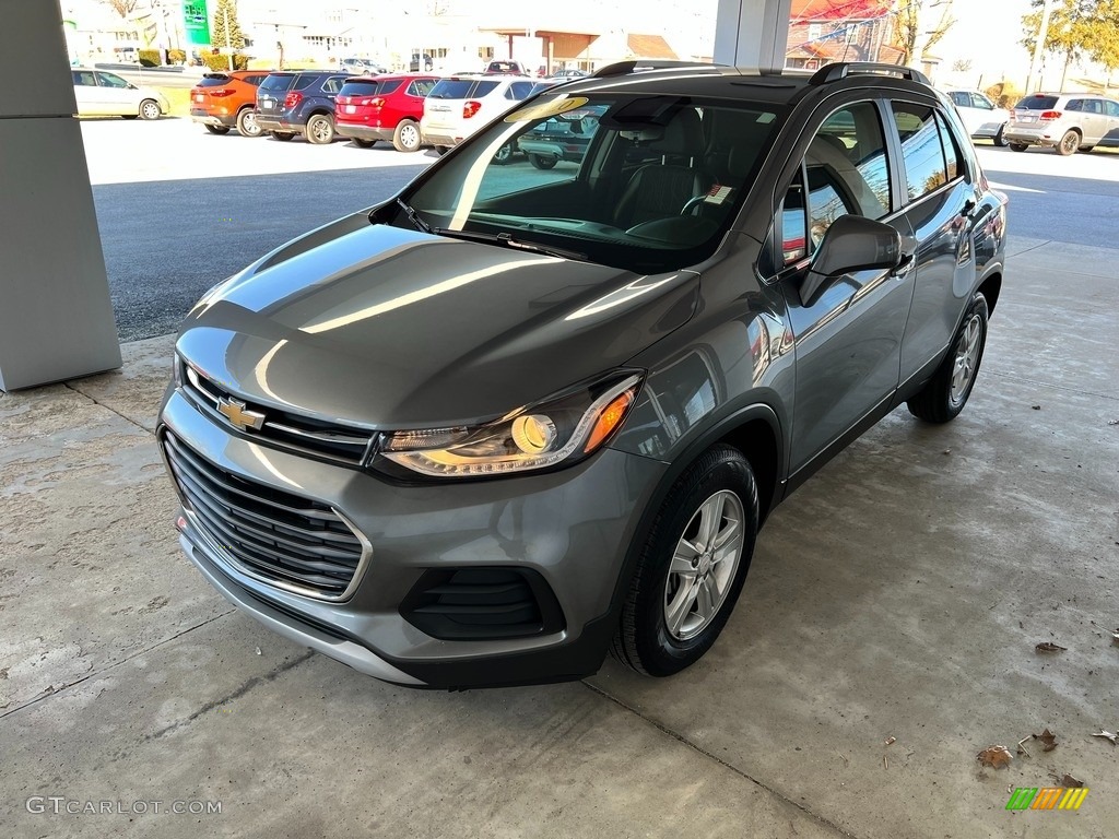 2020 Trax LT - Satin Steel Metallic / Jet Black photo #2