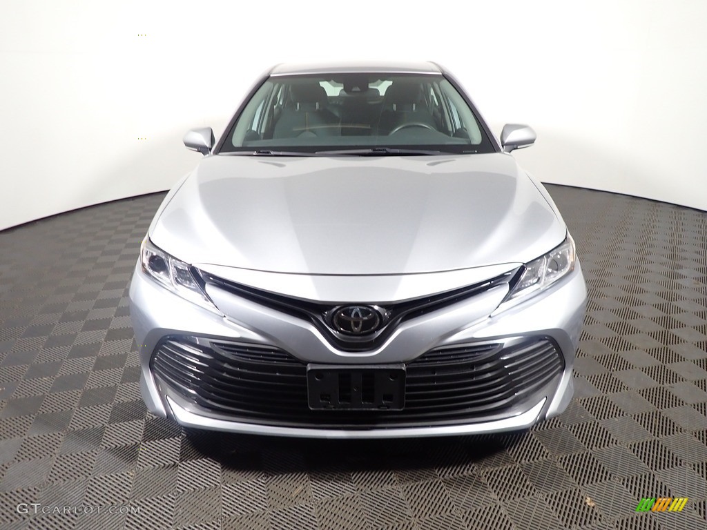 2019 Camry LE - Celestial Silver Metallic / Ash photo #4