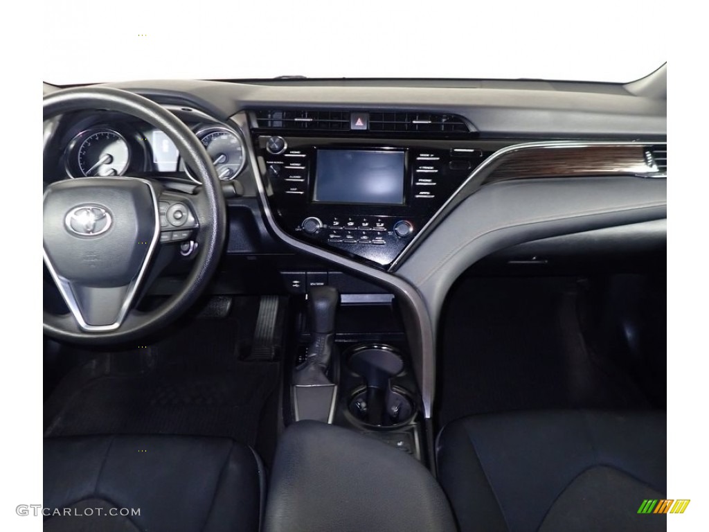 2019 Camry LE - Celestial Silver Metallic / Ash photo #21