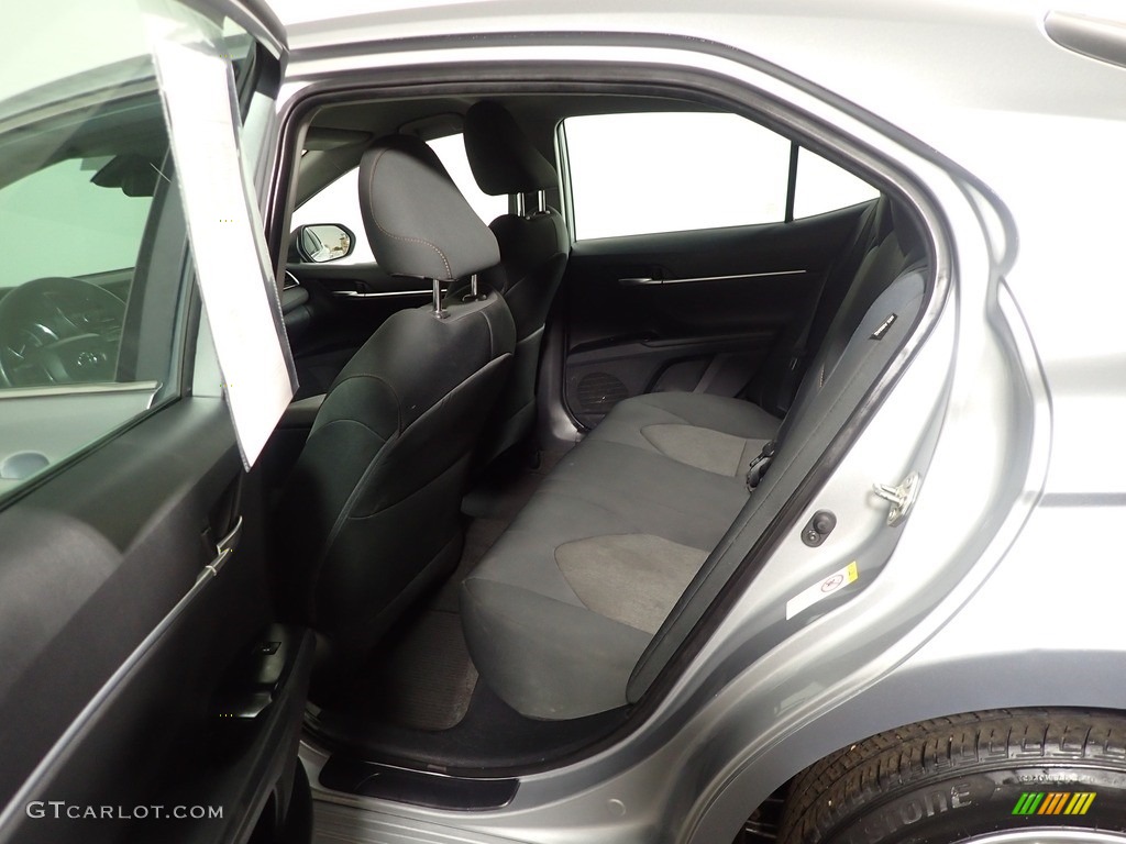 2019 Camry LE - Celestial Silver Metallic / Ash photo #31