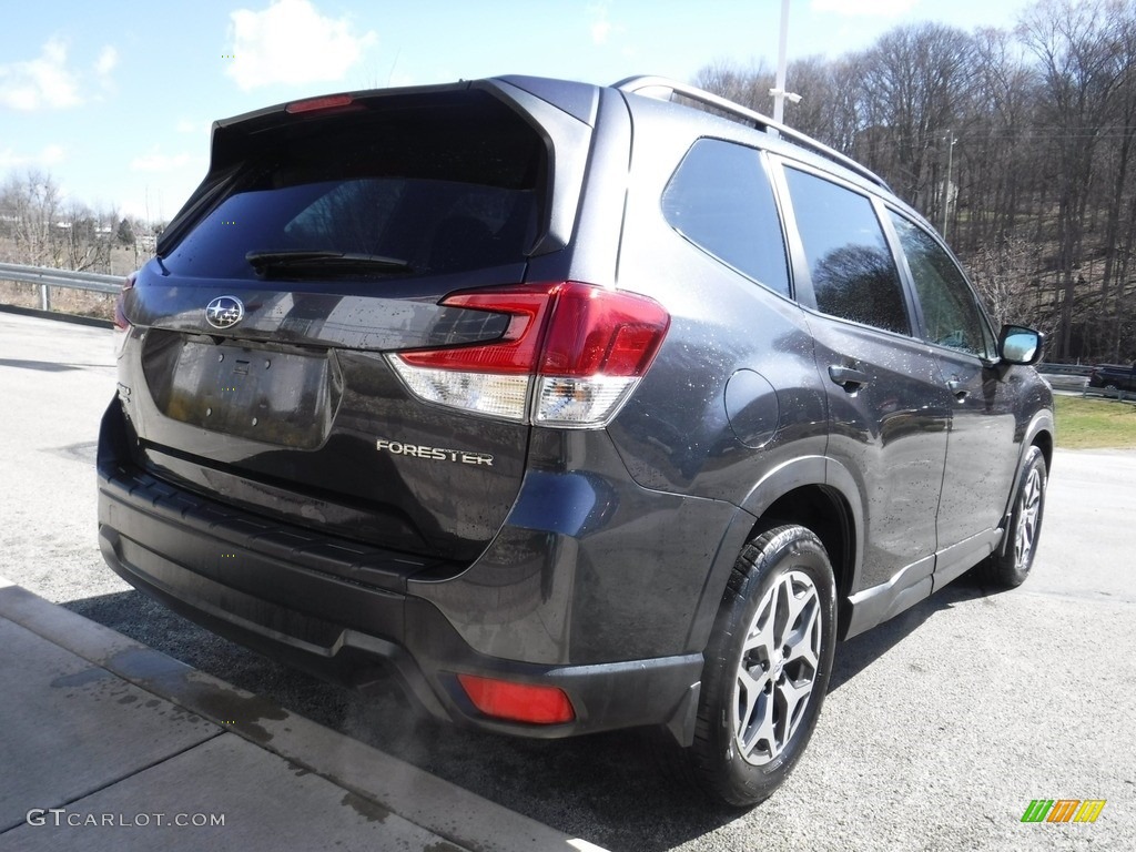 2019 Forester 2.5i Premium - Dark Gray Metallic / Black photo #20