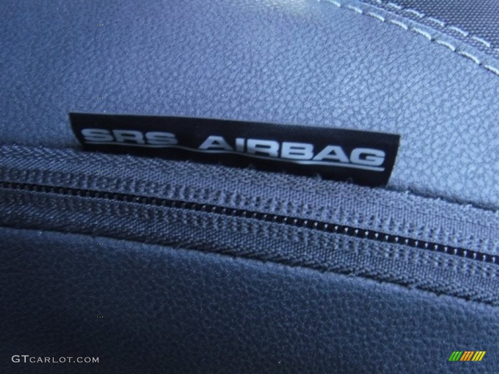 2019 Forester 2.5i Premium - Dark Gray Metallic / Black photo #26