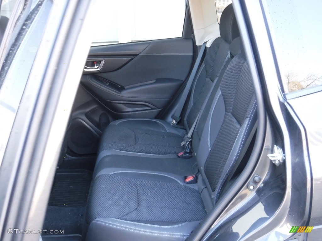 2019 Forester 2.5i Premium - Dark Gray Metallic / Black photo #28