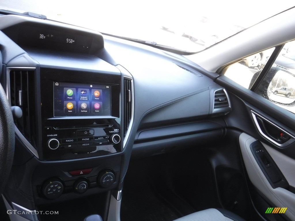 2019 Forester 2.5i - Jasper Green Metallic / Gray photo #3