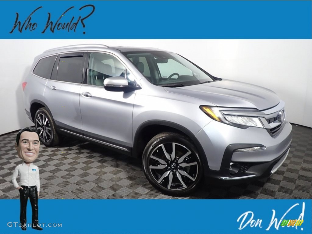 2022 Pilot Touring AWD - Lunar Silver Metallic / Gray photo #1