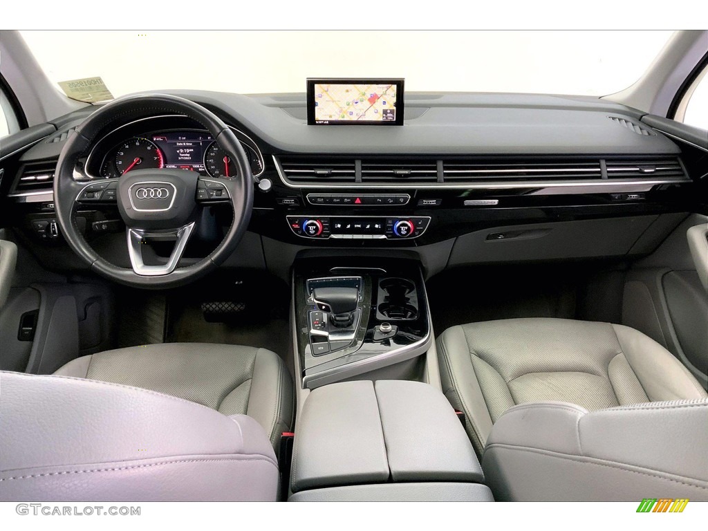 2017 Audi Q7 3.0T quattro Premium Plus Interior Color Photos