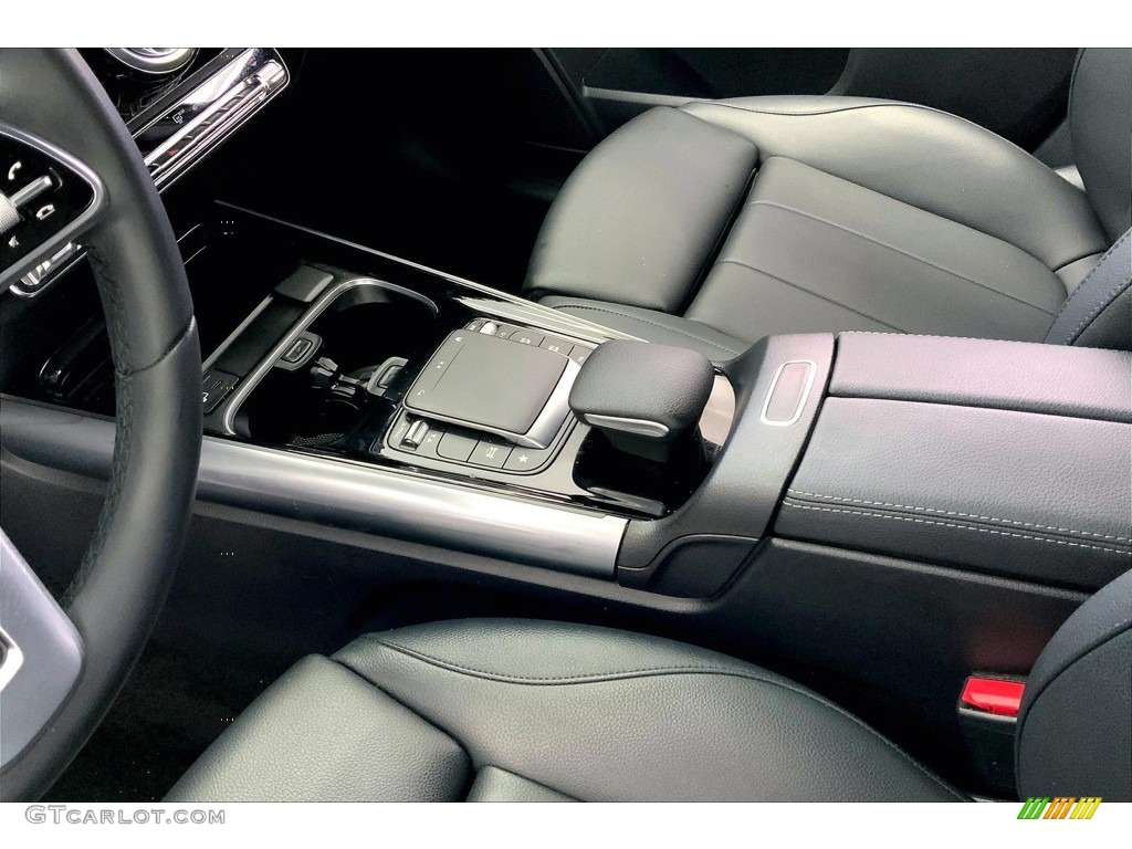 2021 GLA 250 4Matic - Night Black / Black photo #17
