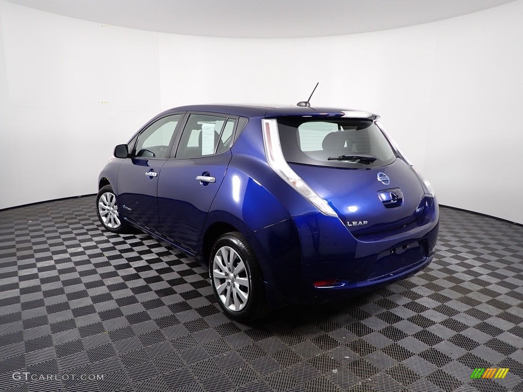 2017 LEAF S - Deep Blue Pearl / Black photo #6