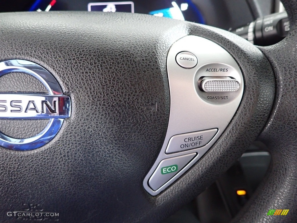 2017 Nissan LEAF S Black Steering Wheel Photo #145738177