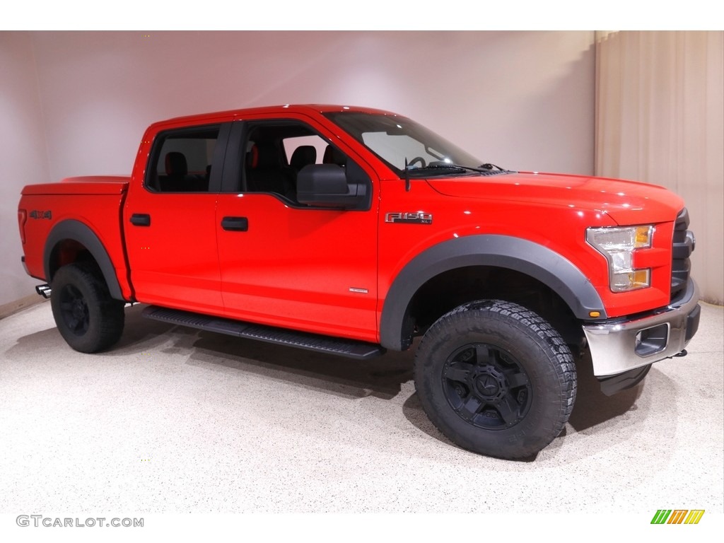 2015 F150 XL SuperCrew 4x4 - Race Red / Medium Earth Gray photo #1