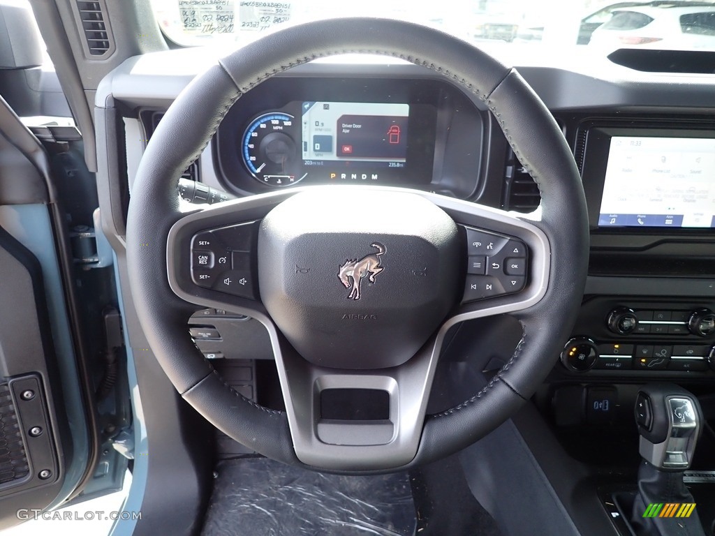 2022 Ford Bronco Big Bend 4x4 4-Door Steering Wheel Photos