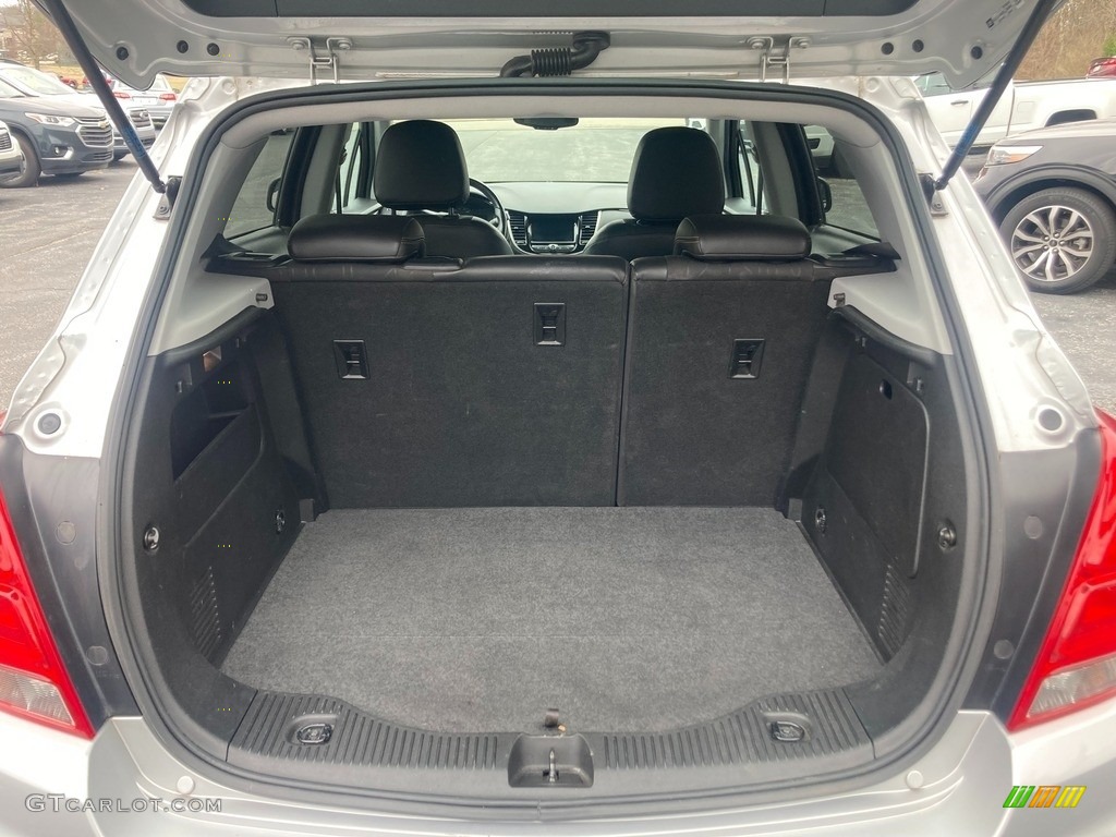 2019 Trax LT - Silver Ice Metallic / Jet Black/­Light Ash Gray photo #5