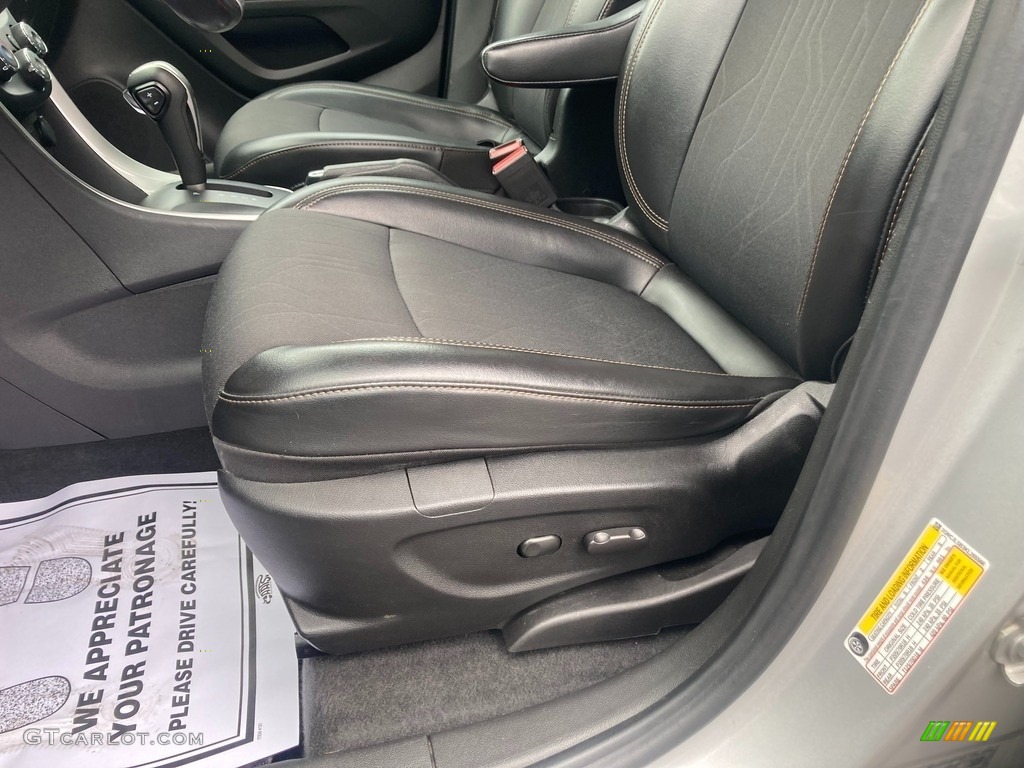 2019 Trax LT - Silver Ice Metallic / Jet Black/­Light Ash Gray photo #13