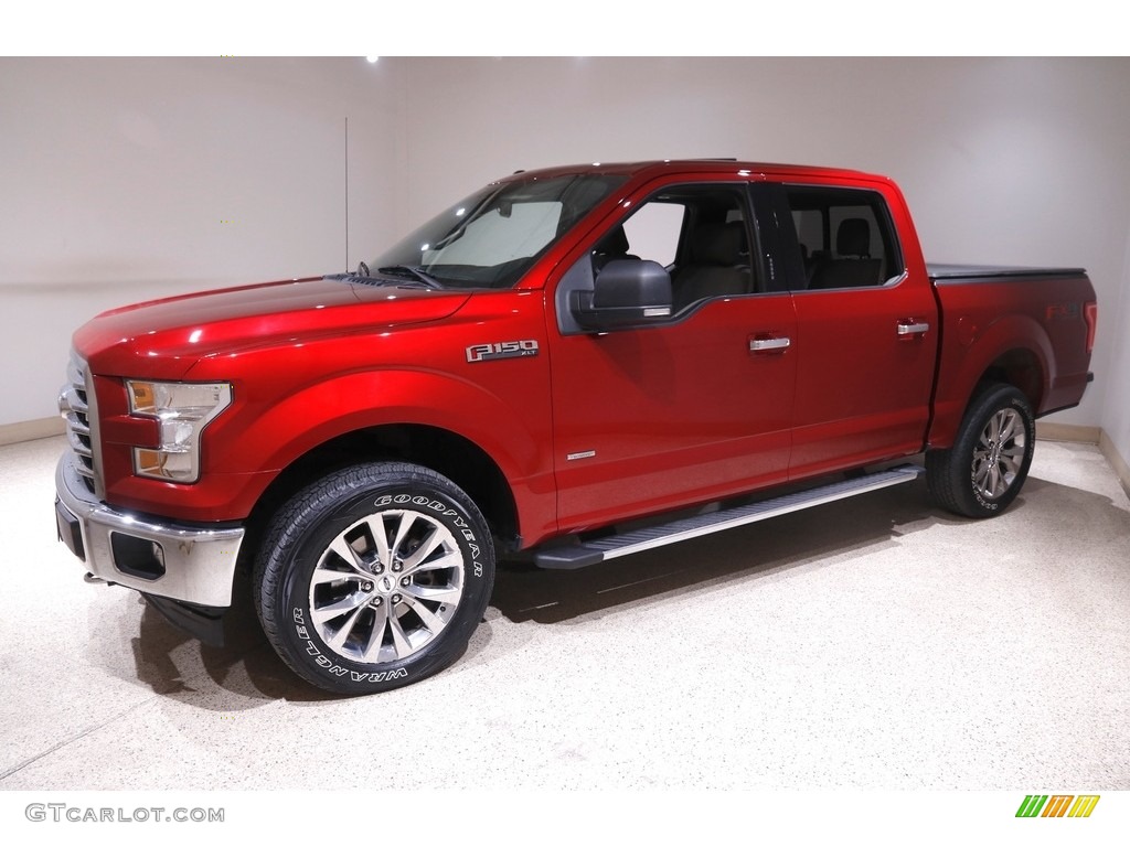 2017 F150 XLT SuperCrew 4x4 - Ruby Red / Earth Gray photo #3