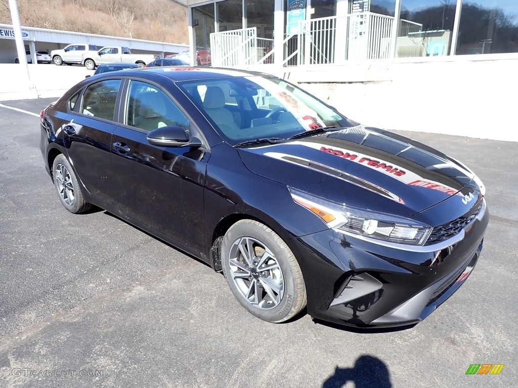 2023 Forte LXS - Aurora Black / Black photo #2