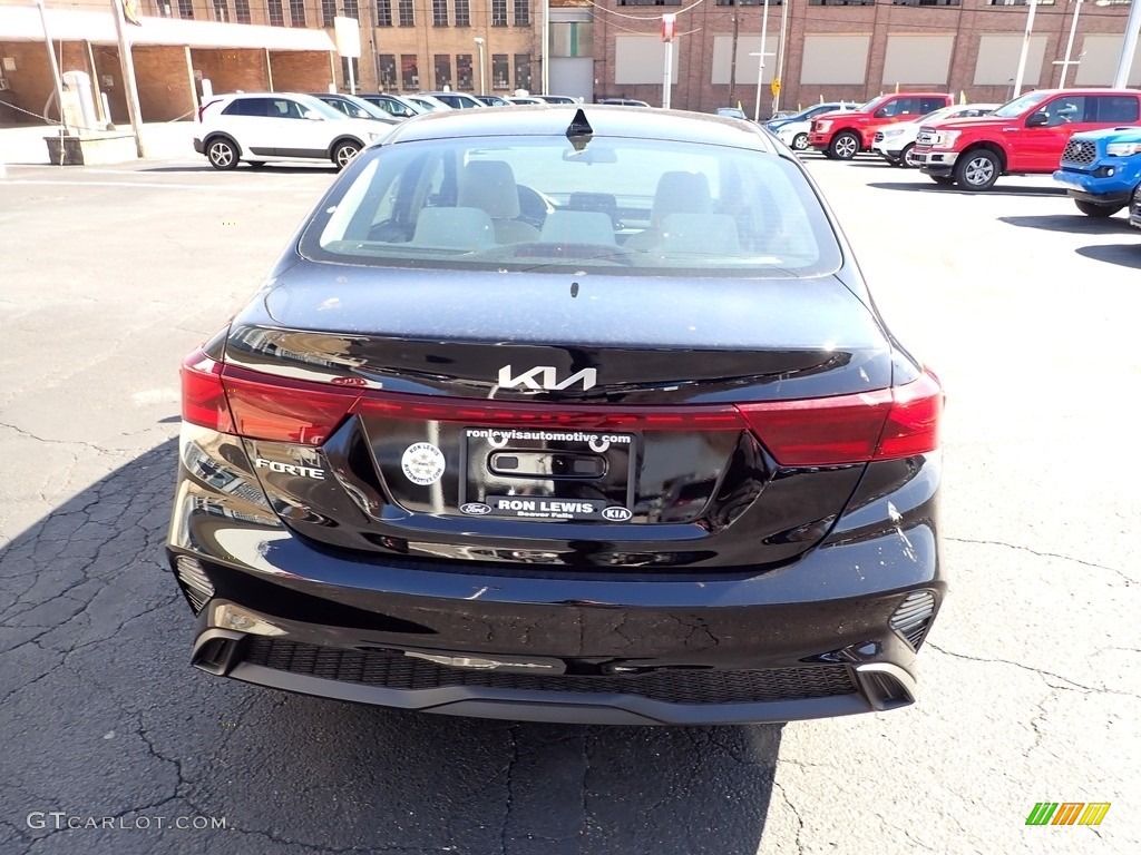 2023 Forte LXS - Aurora Black / Black photo #7