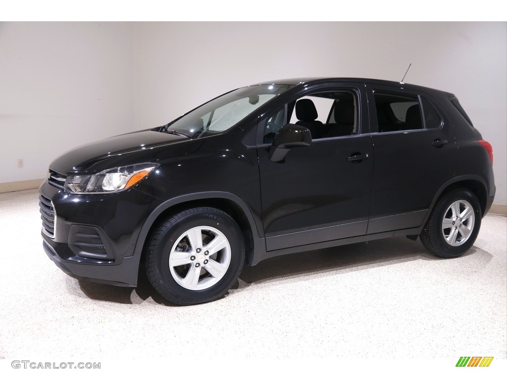 Mosaic Black Metallic 2020 Chevrolet Trax LS Exterior Photo #145744557