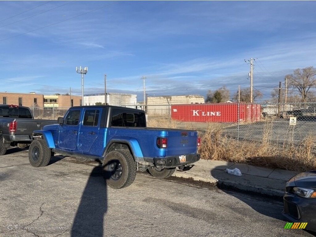 2022 Gladiator Willys 4x4 - Hydro Blue Pearl / Black photo #6