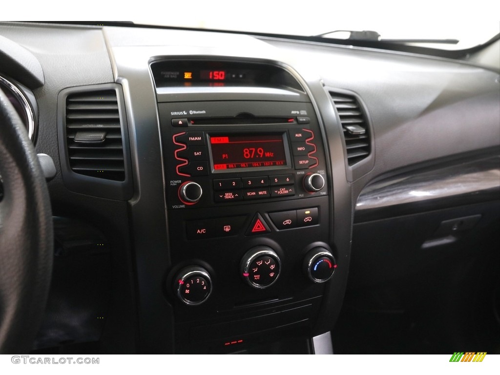 2012 Sorento LX AWD - Snow White Pearl / Black photo #9