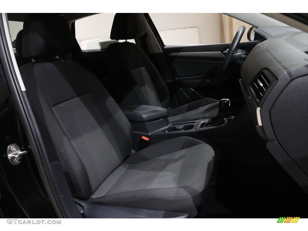 2021 Jetta S - Black Uni / Titan Black photo #14