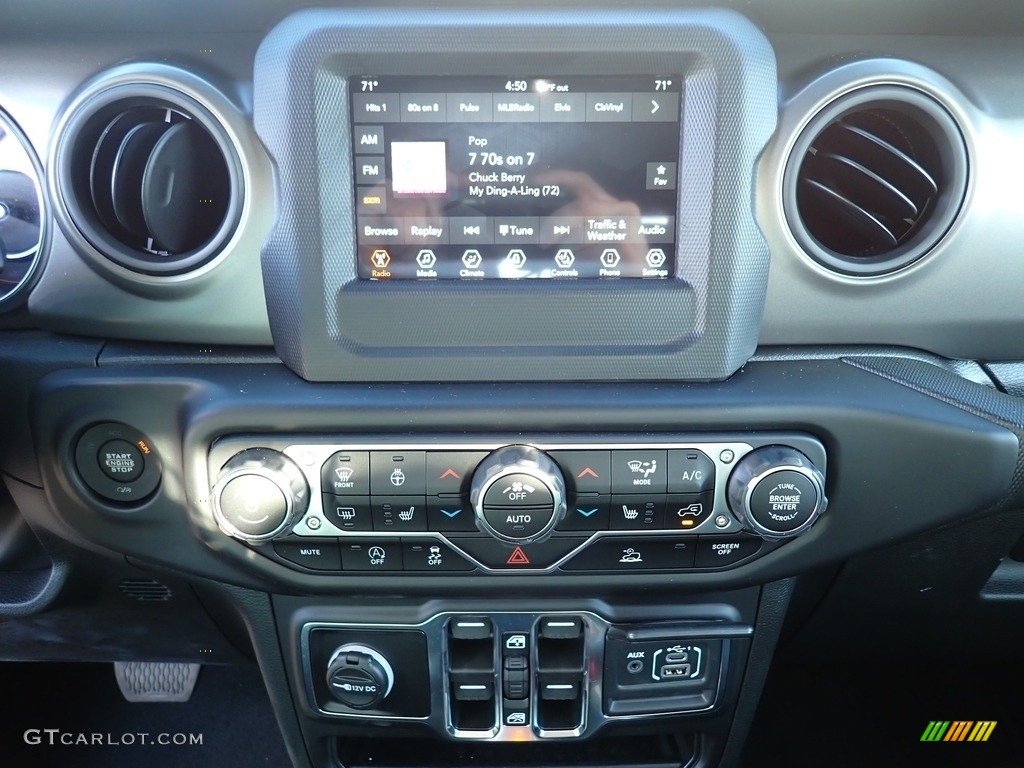 2023 Gladiator Sport 4x4 - Black / Black photo #20