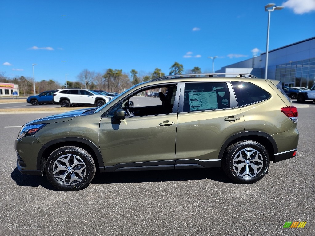 2023 Forester Premium - Autumn Green Metallic / Gray photo #3