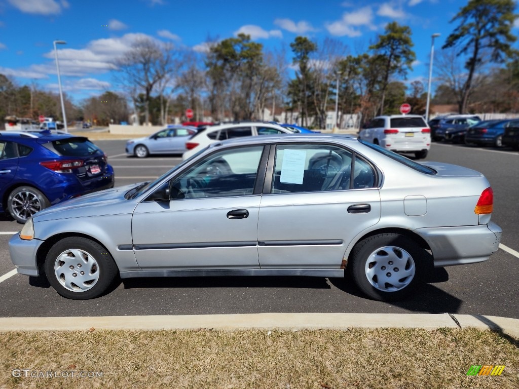 1997 Civic LX Sedan - Vogue Silver Metallic / Gray photo #5