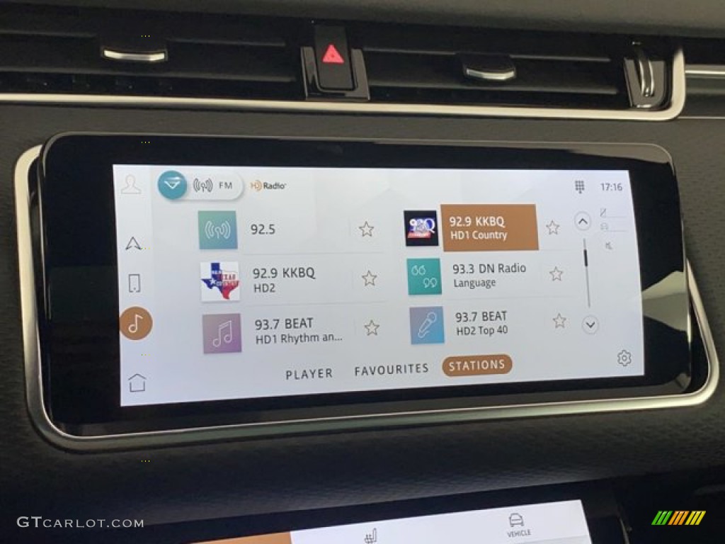 2023 Land Rover Range Rover Evoque S Controls Photo #145750421